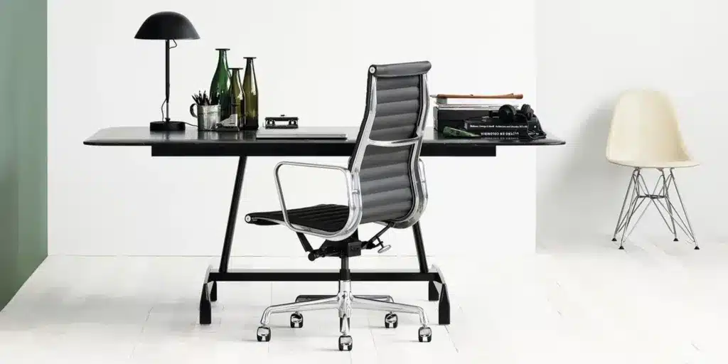 Eames Aluminum Group Chair Replica