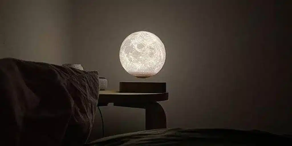 1. Kagura® Moon Lamp by Sohnne