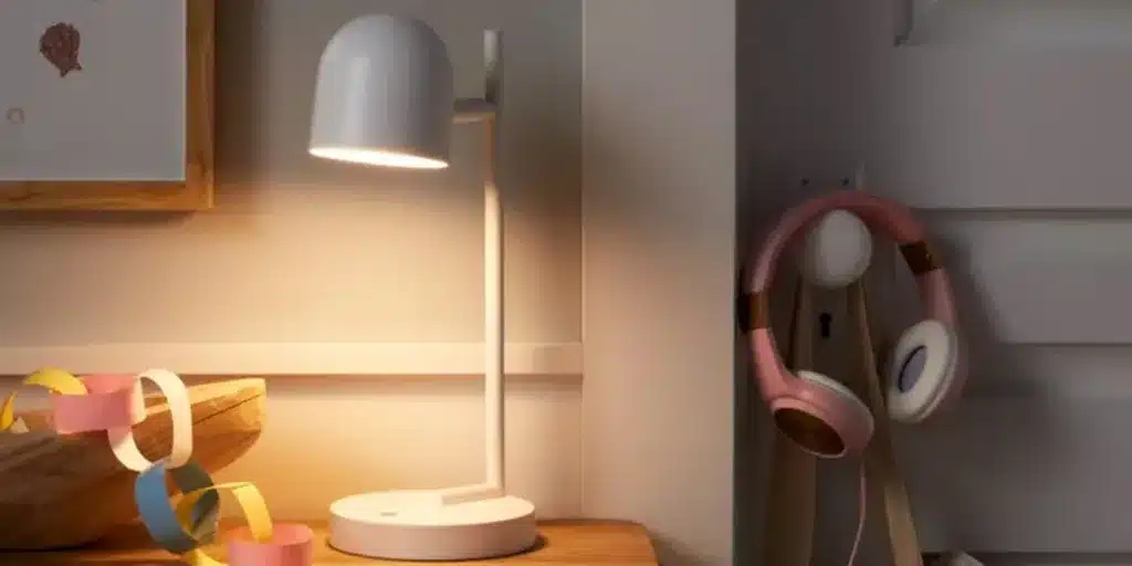 Pillowfort Desk Lamp