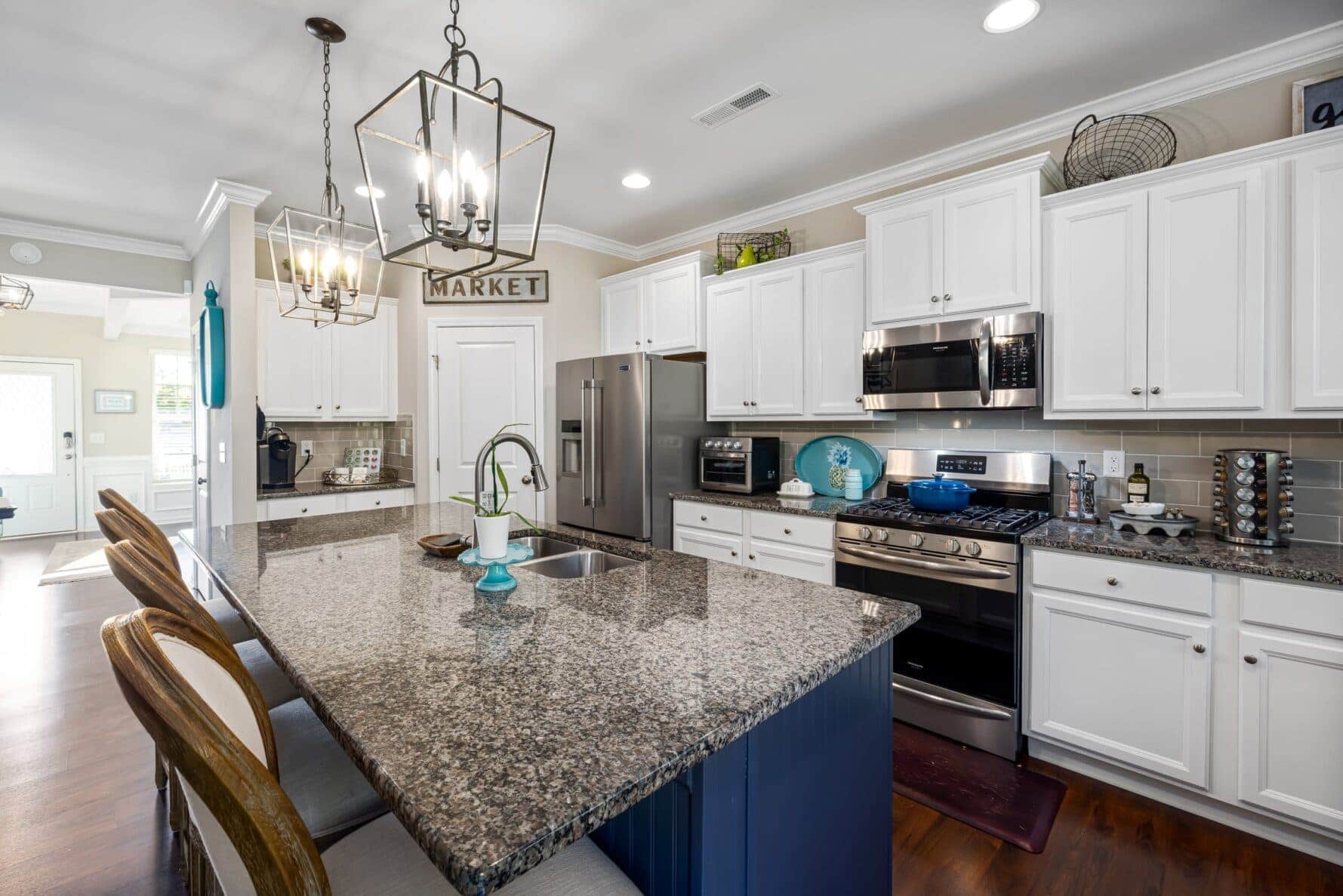 Top Kitchen Island Pendant Lighting Ideas for Elegant Look
