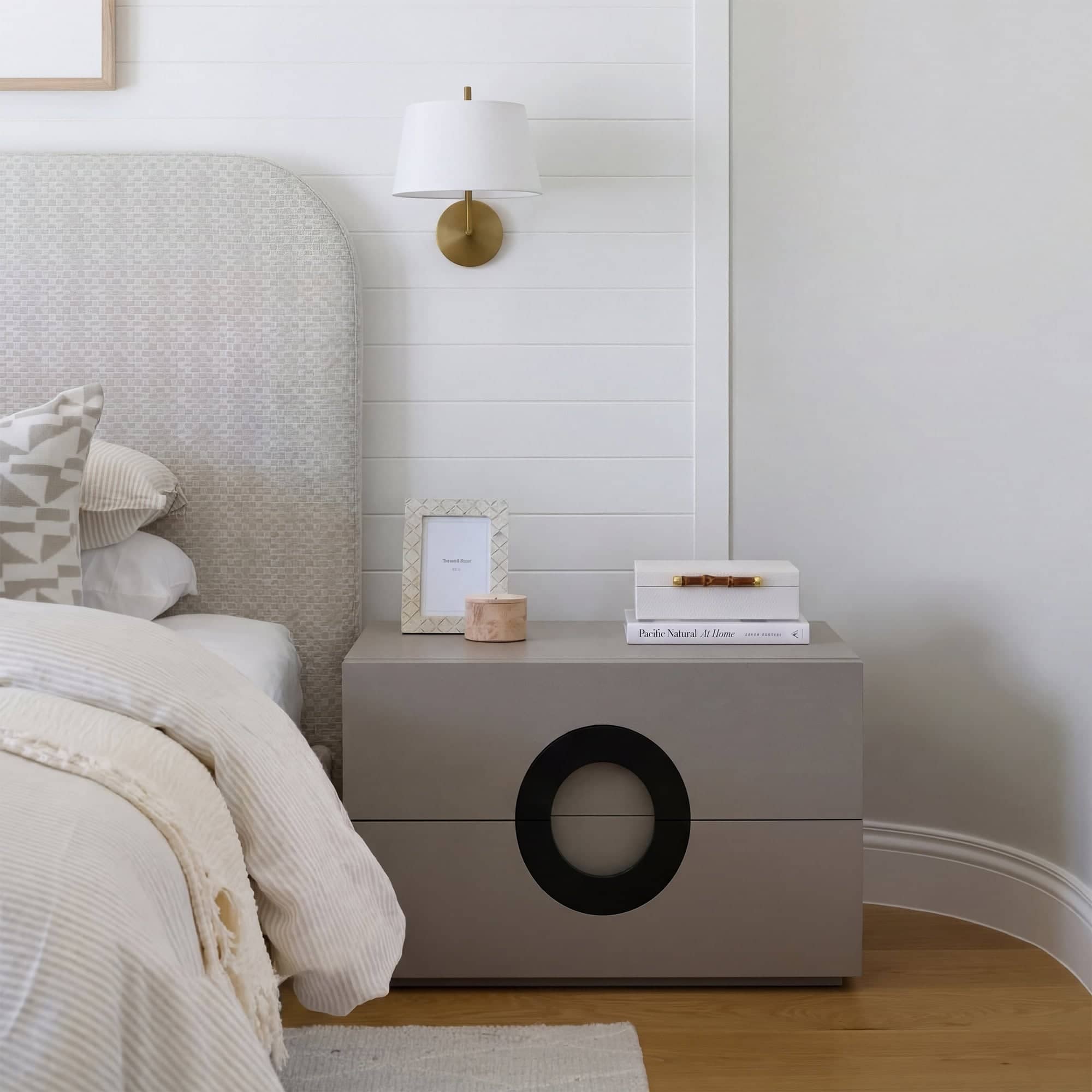 Archipenko Nightstands (11)