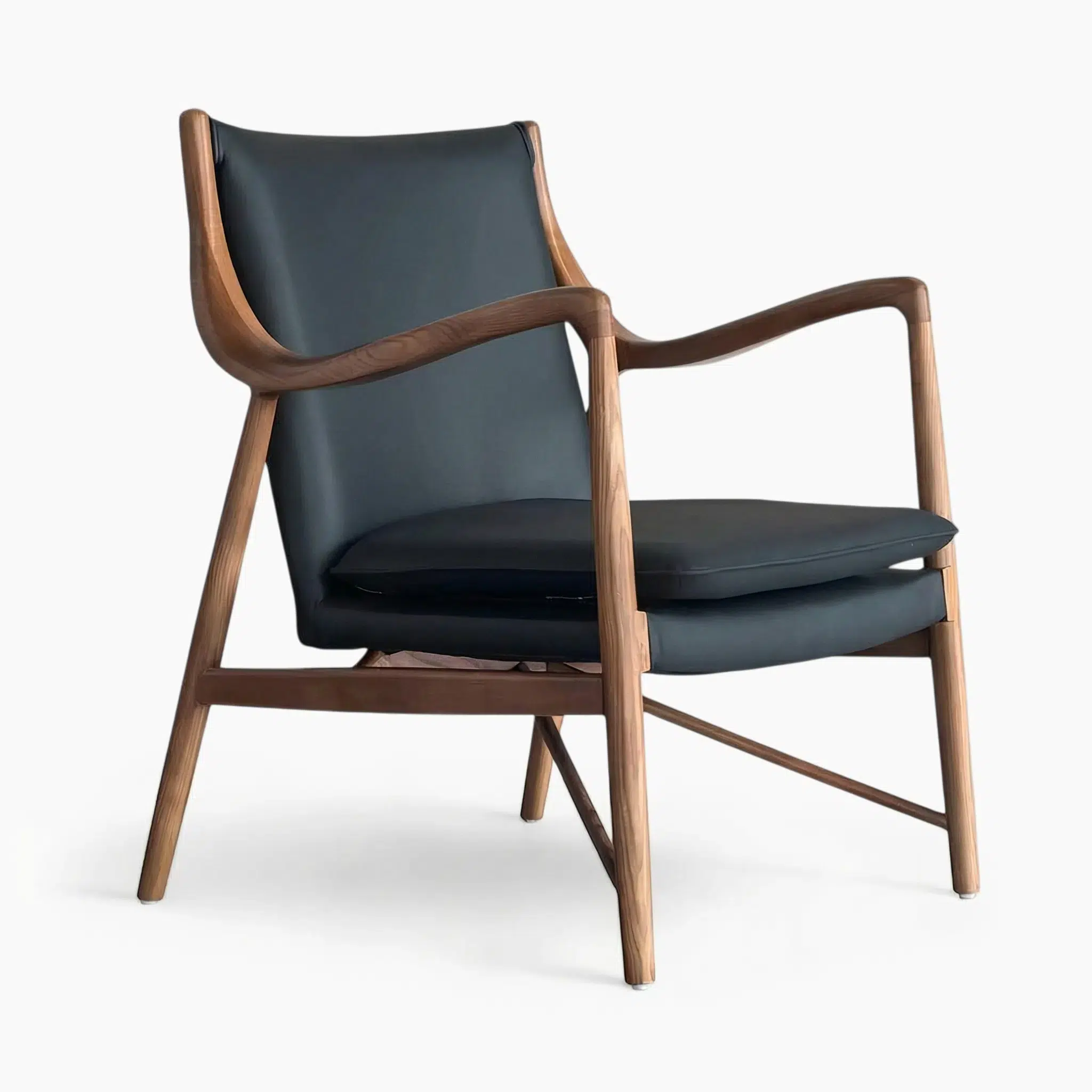 Model 45 Chair | Sohnne