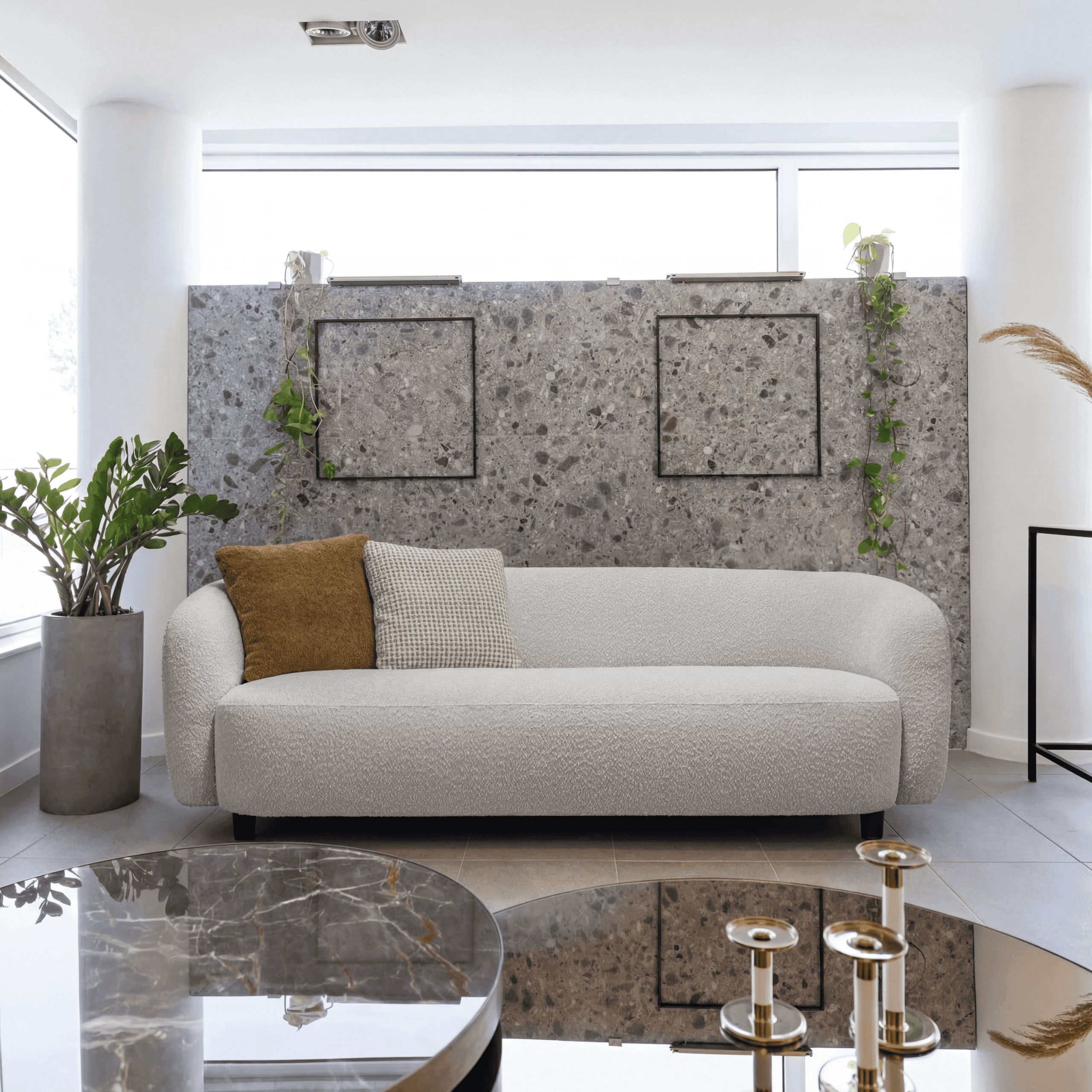 Aera Sofa 11