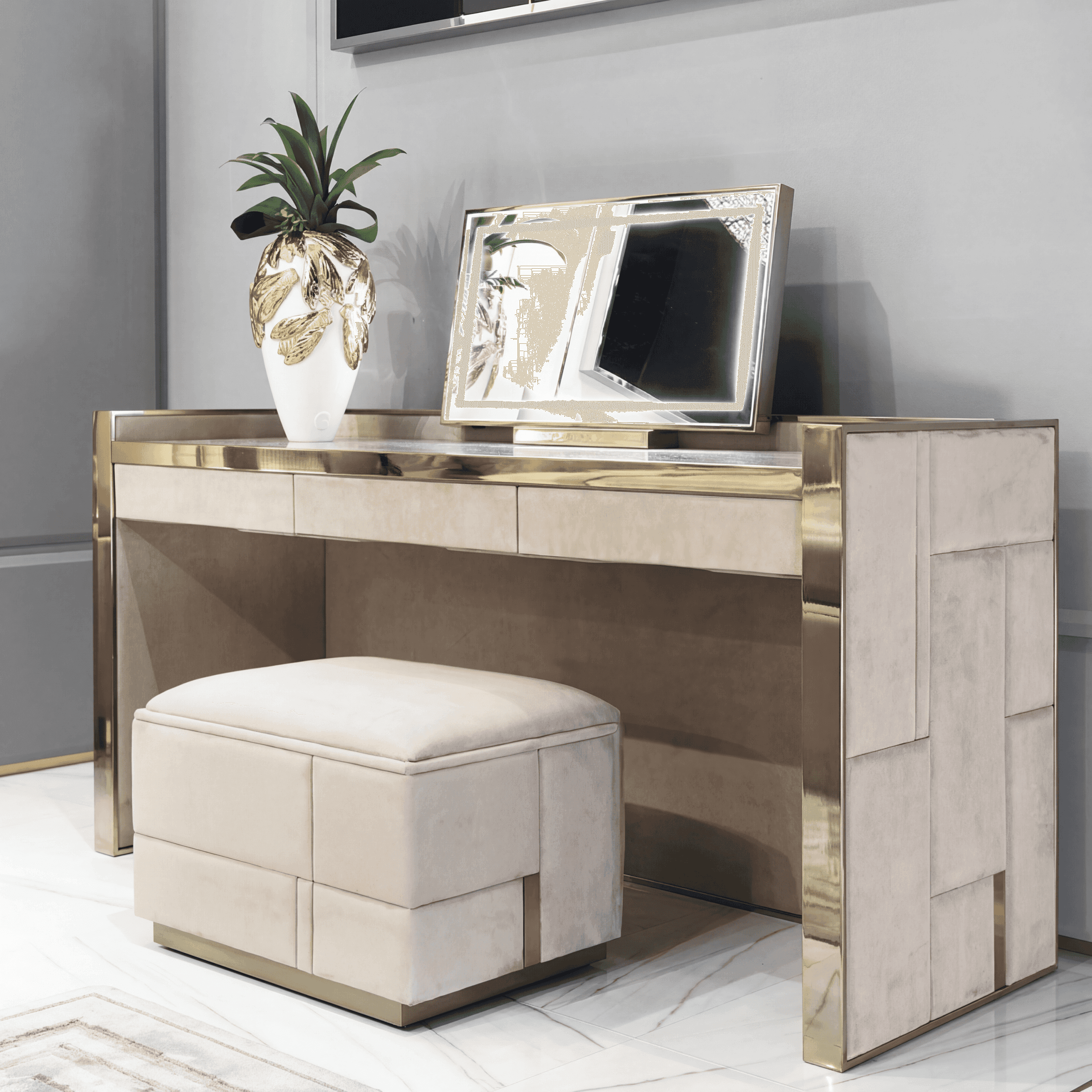 Lafitte Vanity Tables 7