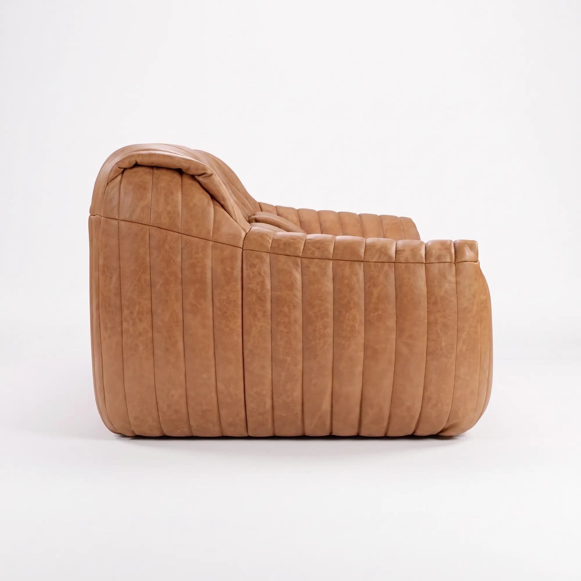 Sandra Sofa, view 4