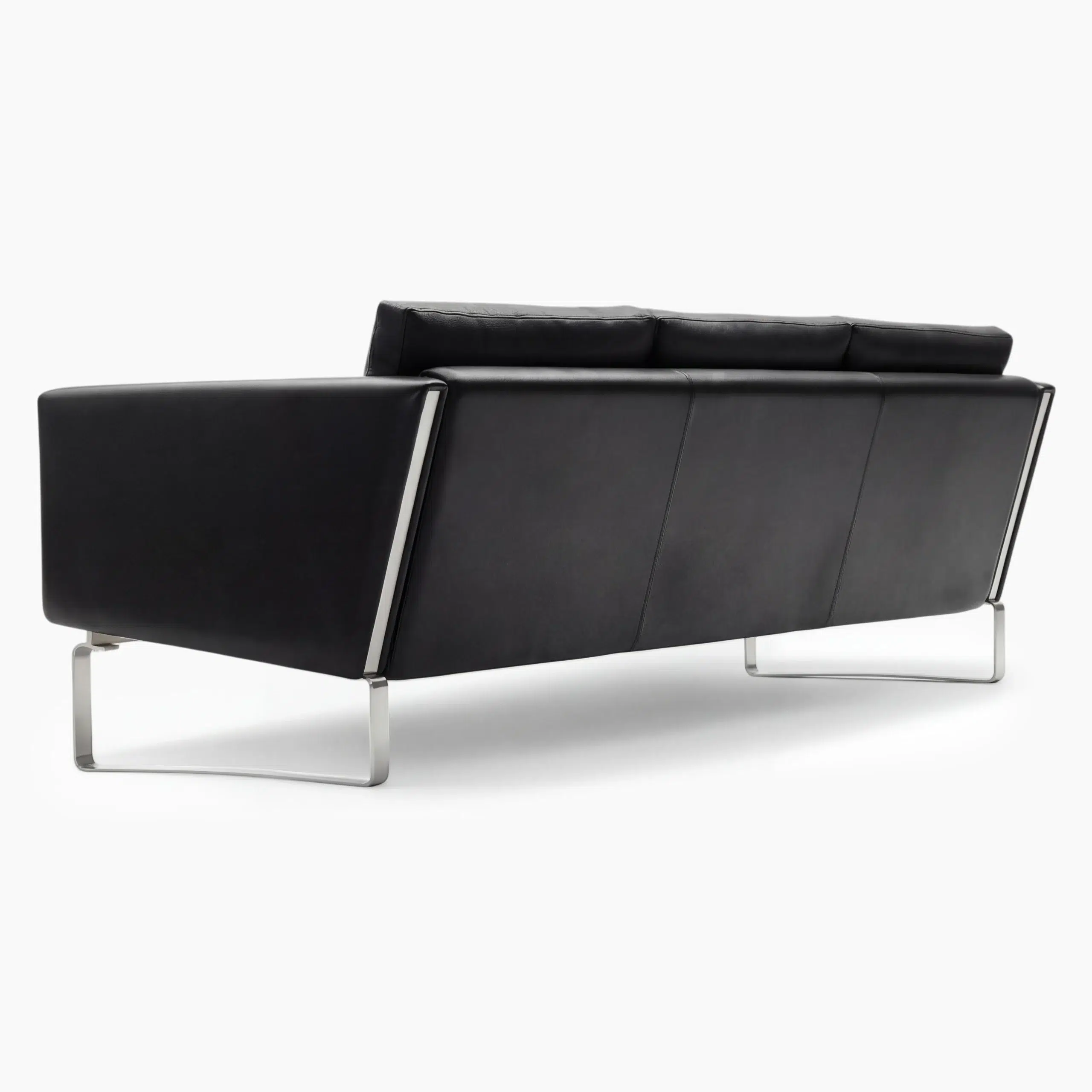 CH103 Sofa Black 3 | Sohnne