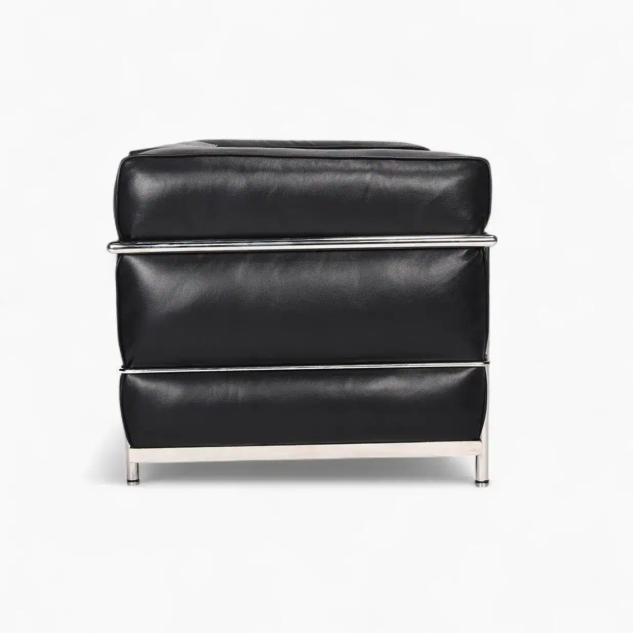 LC3 Armchair Black 4 - LC3 Armchair