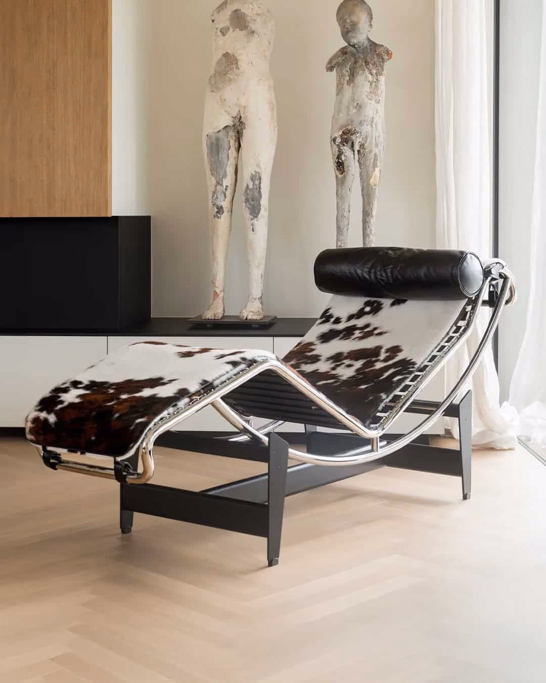 Chaise Lounge & Day Beds
