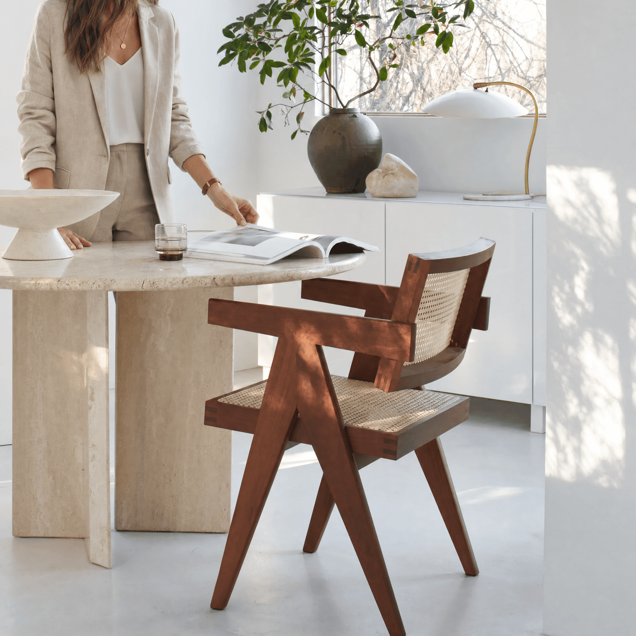 051 Capitol Complex Chair With Arms | Sohnne®