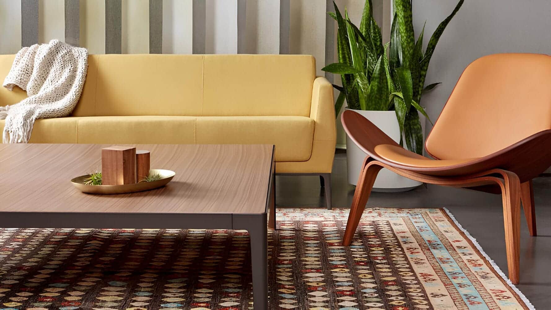 Top 5 Accent Chairs for a Minimalist Home: Our Picks
