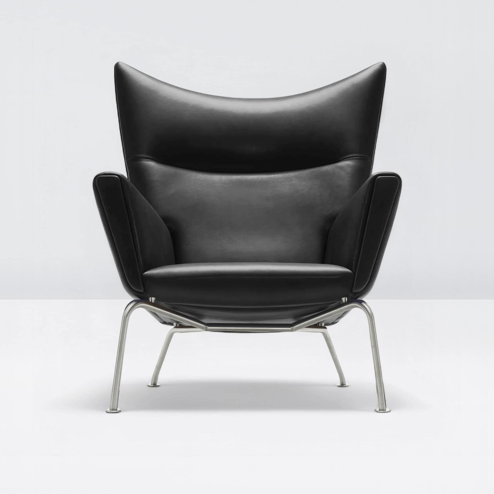 CH445 Wing Chair