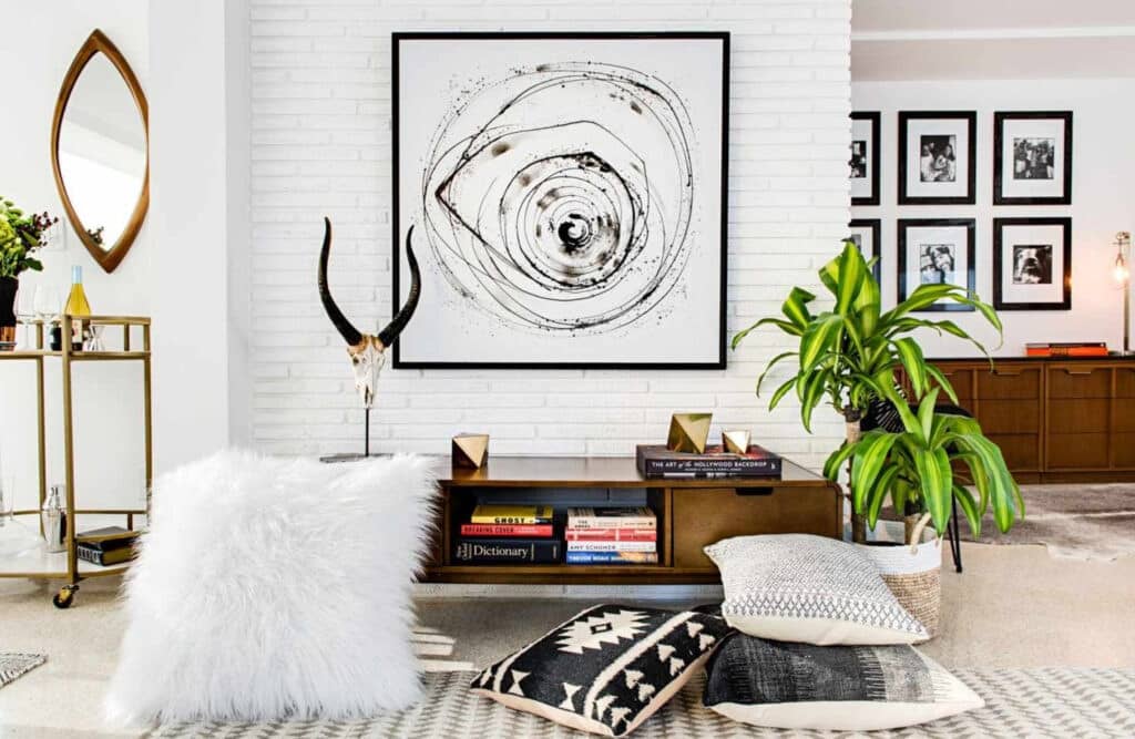 oh to Decorate a Coffee Table with  Book and magazine