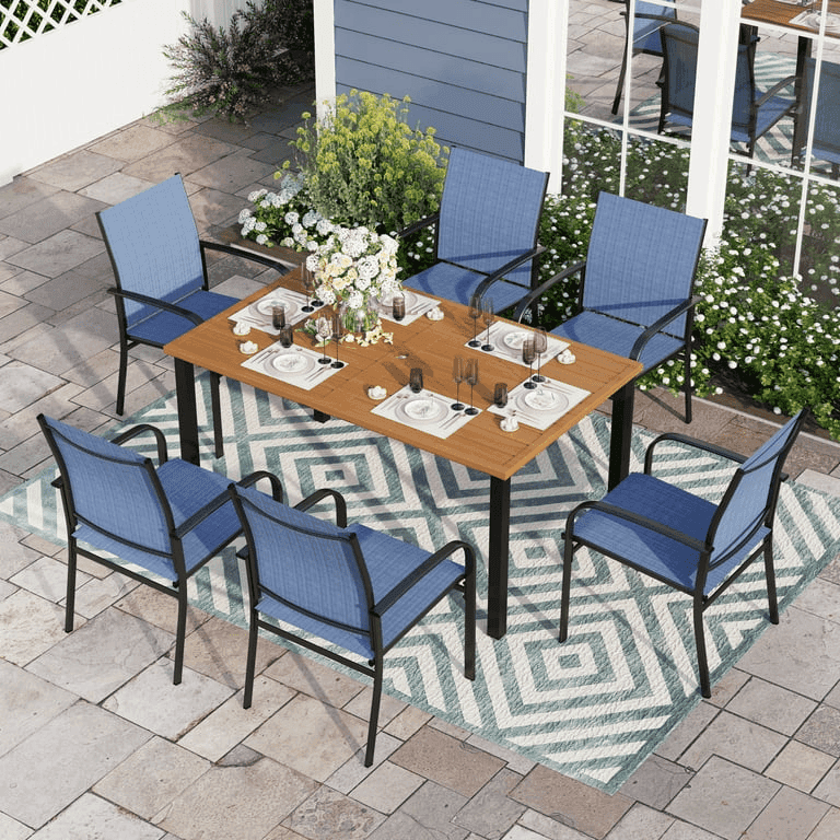 Best Time to Buy Outdoor Furniture