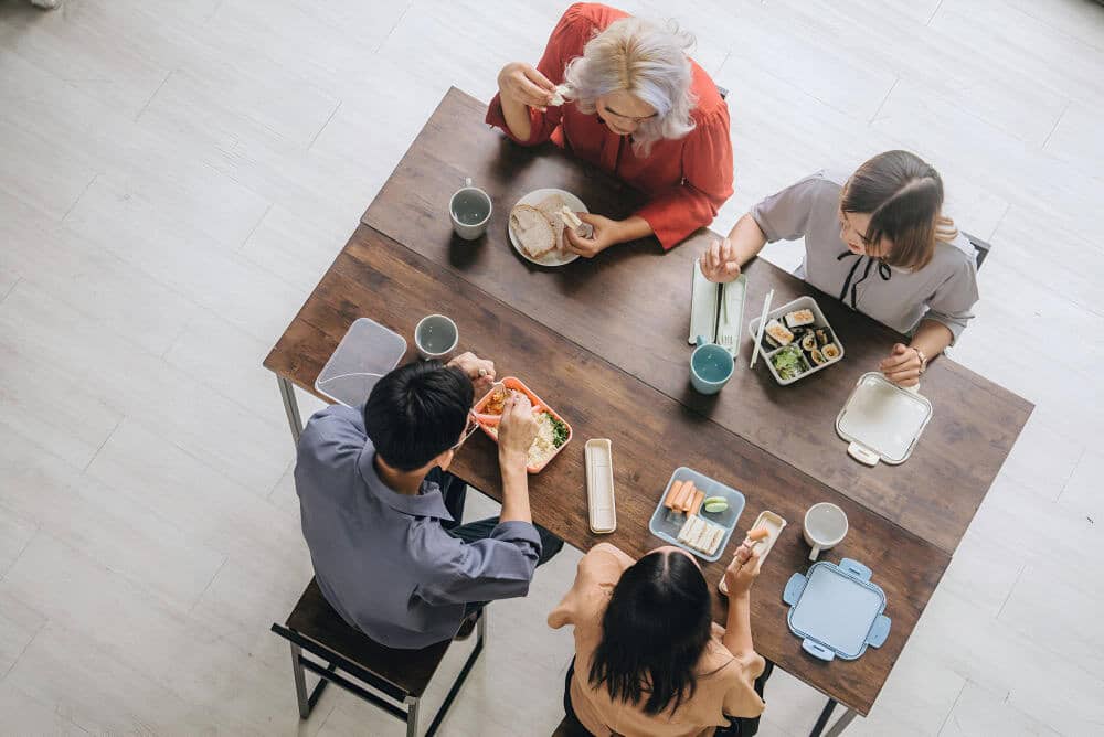 Sohnne’s Black Friday dining table deals feature expertly crafted tables built for durability and timeless beauty.