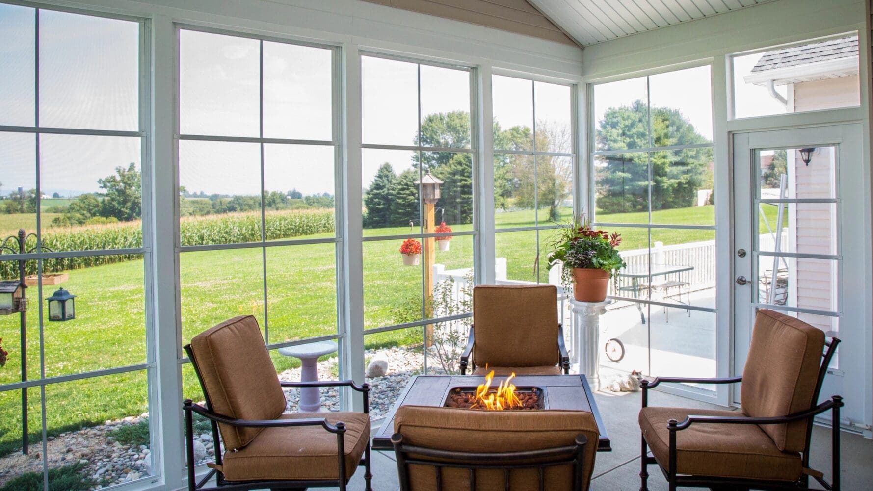 9 Sunroom Ideas Decor That’ll Make You Never Want to Leave