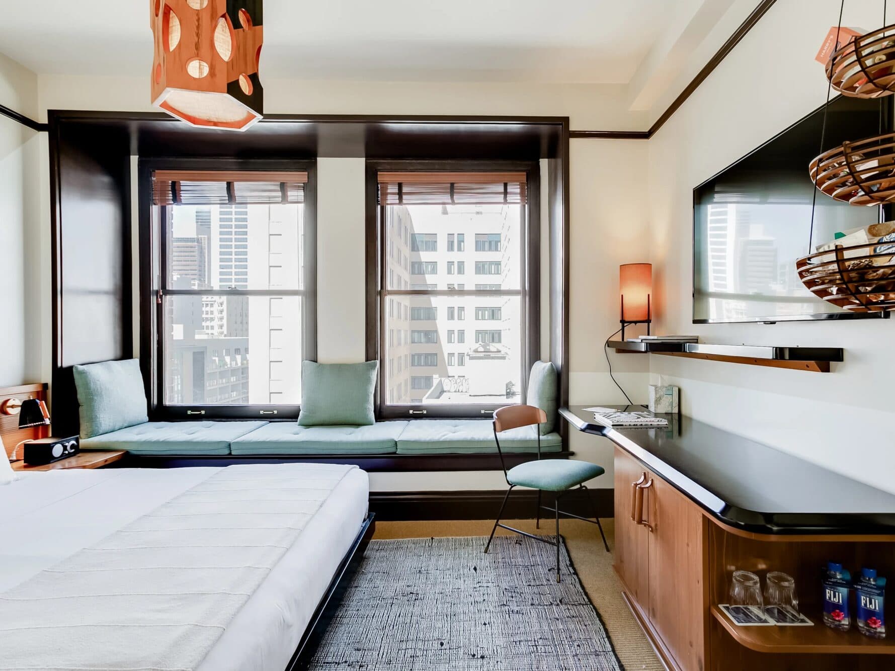 4 Solutions for Best Furniture for Airbnb That Guests Love!