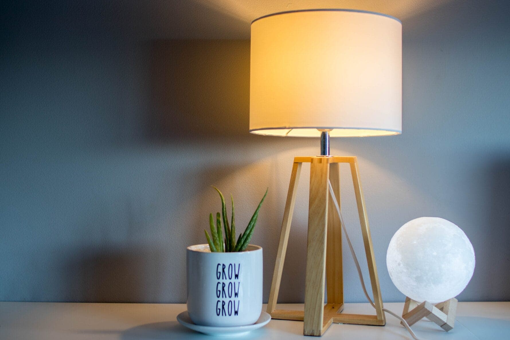 Top 5 Entry Table Lamps to Buy Before They Sell Out