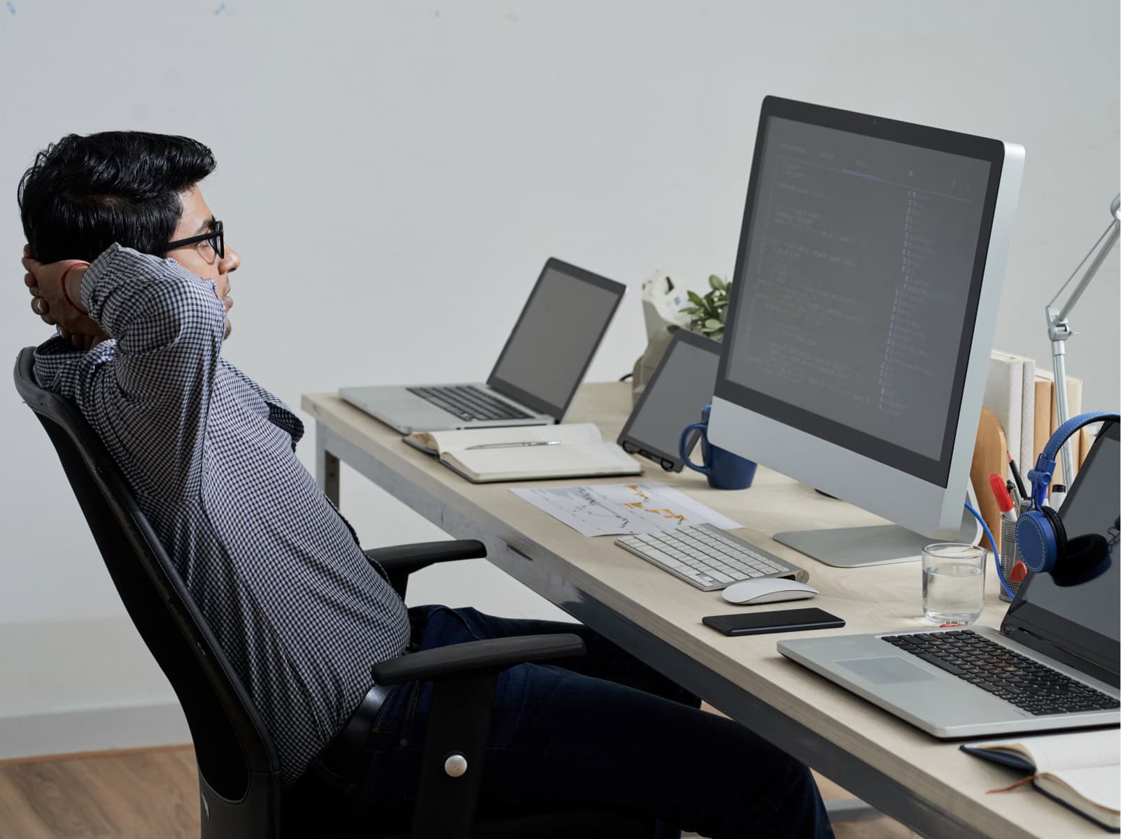 3 Best Chairs for Programmers: How to Code Without Breaking Your Back