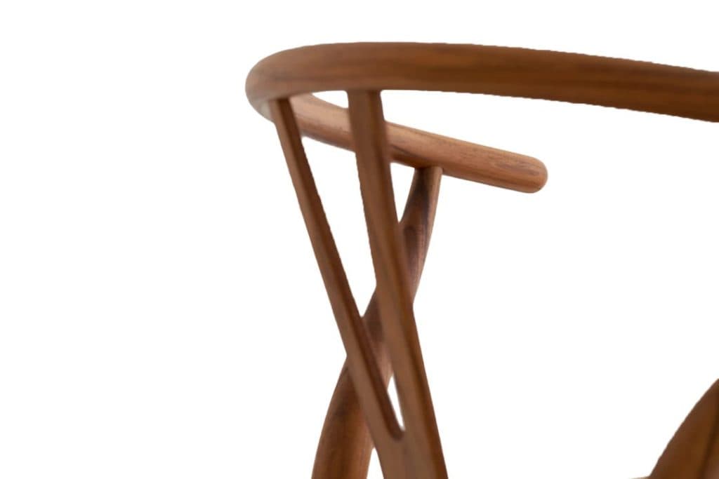 High-Quality Teak Finish