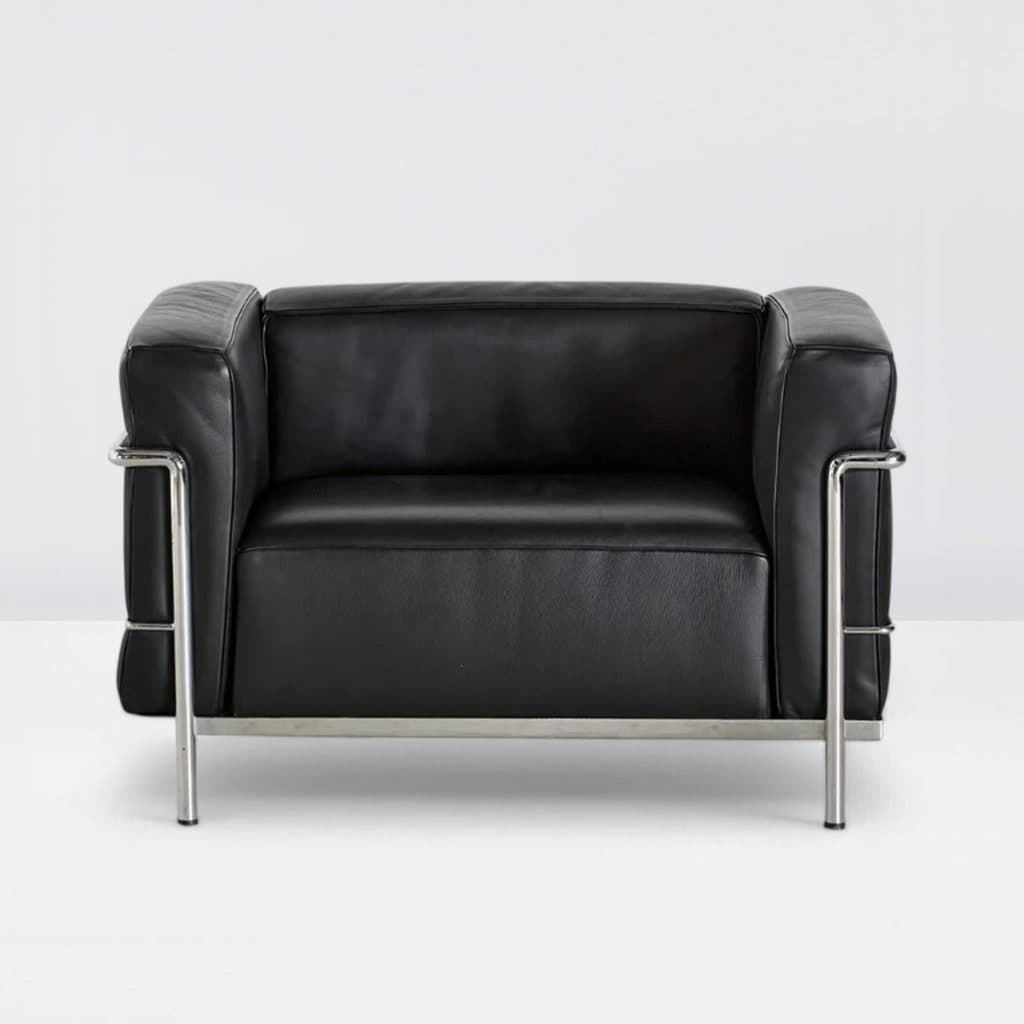 LC3 Armchair, Remastered