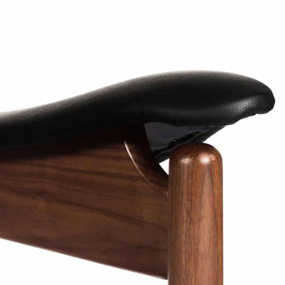 Hand Sewn & Button Tufted