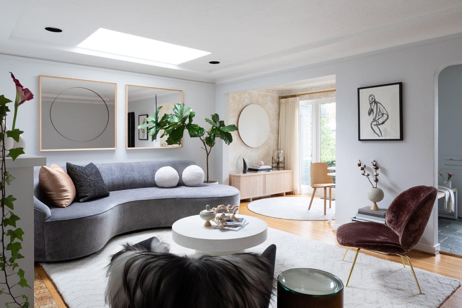 How to Choose an Accent Chair: 5 Guide to Style and Comfort