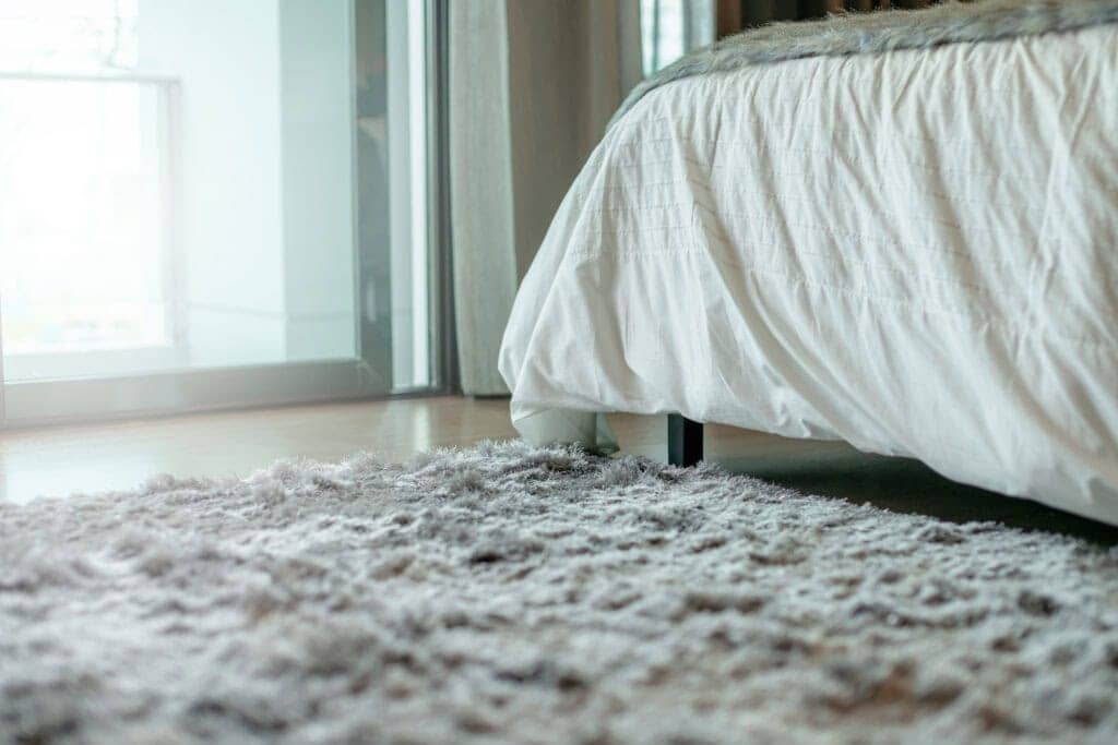 mid-century modern bedroom set - textured rugs
