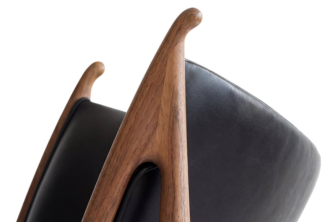Chieftain Chair - Feature C - Chieftain Chair, leather
