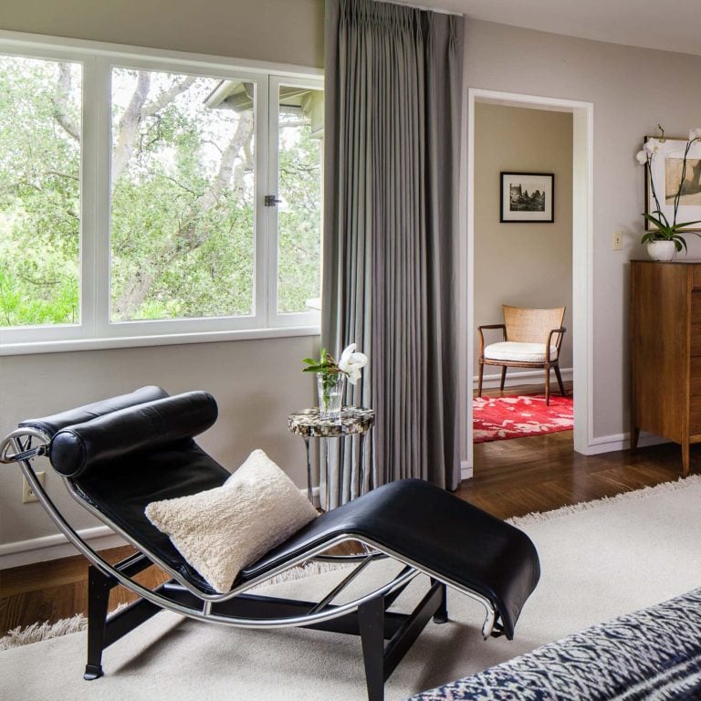 LC4 Chaise Lounge Black 13 scaled - LC4 Chaise Lounge Replica