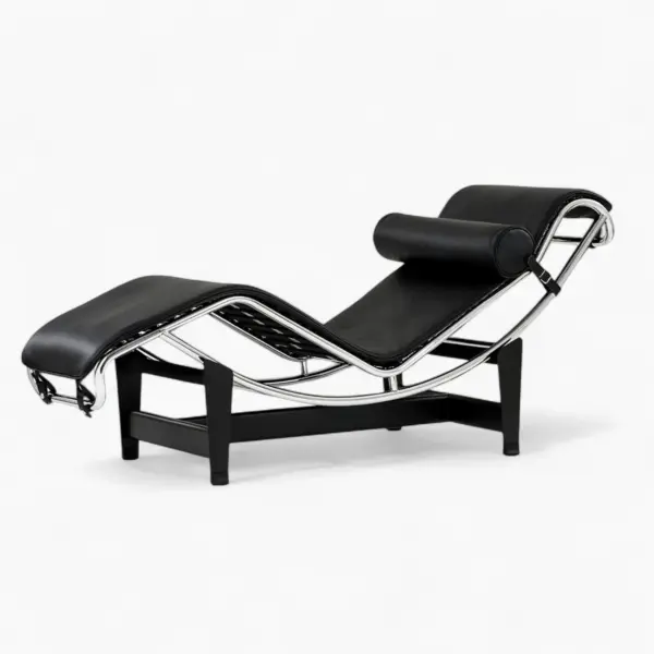 LC4 LoungeChair Black 1