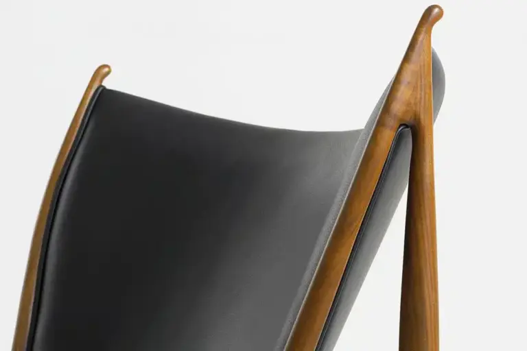 rochdale chair feature 1 1666962069859