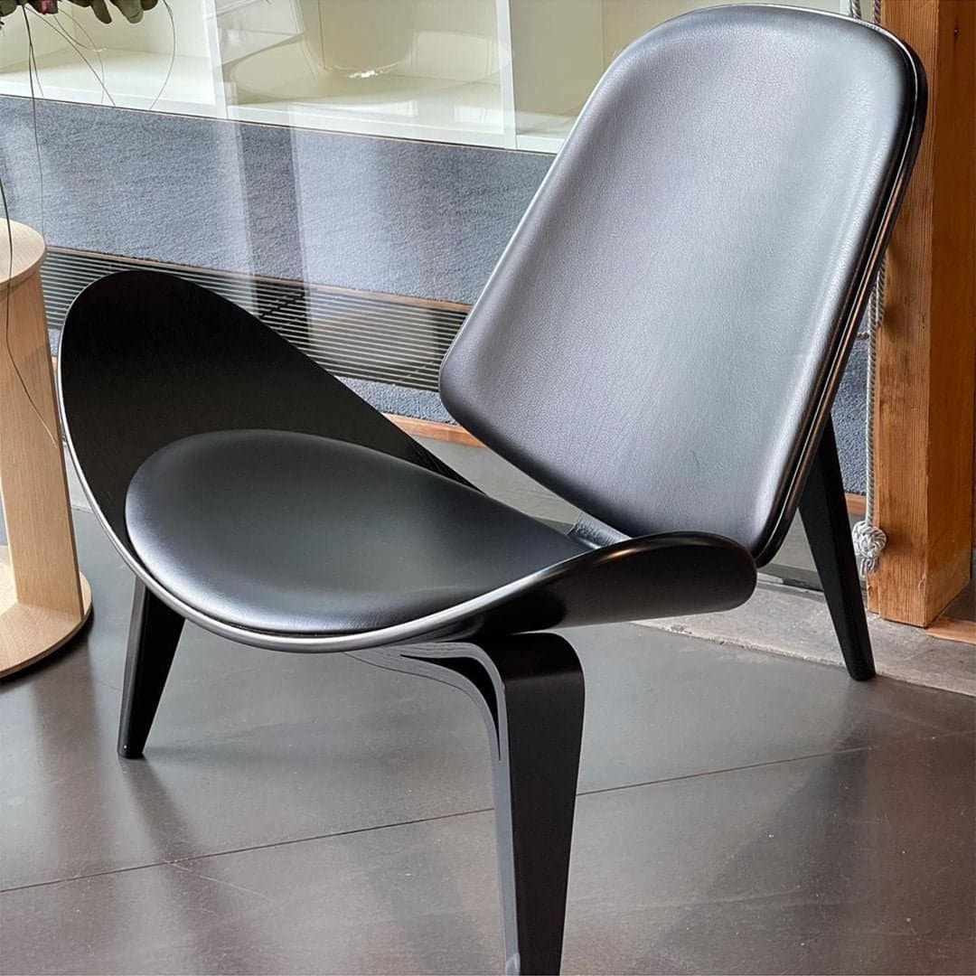 Luxurious Feel - CH07 Shell Chair Replica