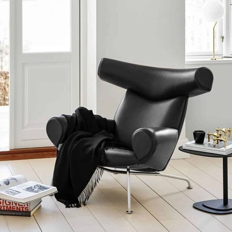 Wegner Ox Chair Replica - black leather chair