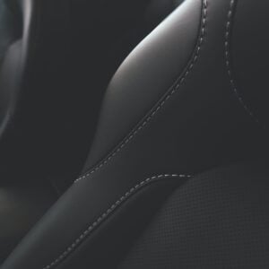 marvin meyer 4Lh 4xE5 Js unsplash scaled - black leather chair