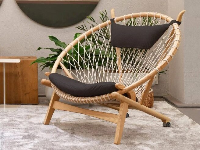 PP130 Circle Chair Replica