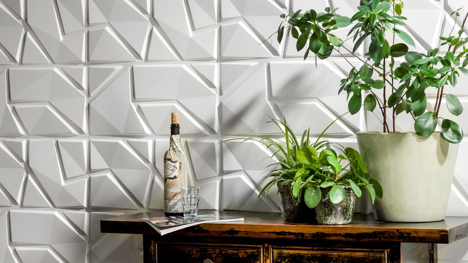 8 Modern Interior Wall Paneling Ideas 2024 with a Geometric Twist