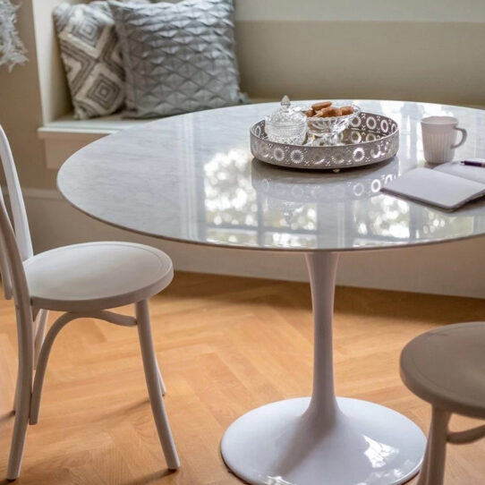 Saarinen Tulip Dining Round Table Replica By Eero Saarinen Saarinen Tulip Dining Round Table Replica By Eero Saarinen