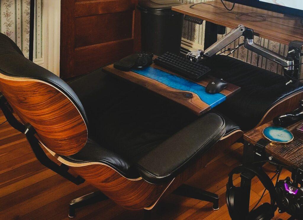 Eames chair gaming PC setup 01 | Sohnne®