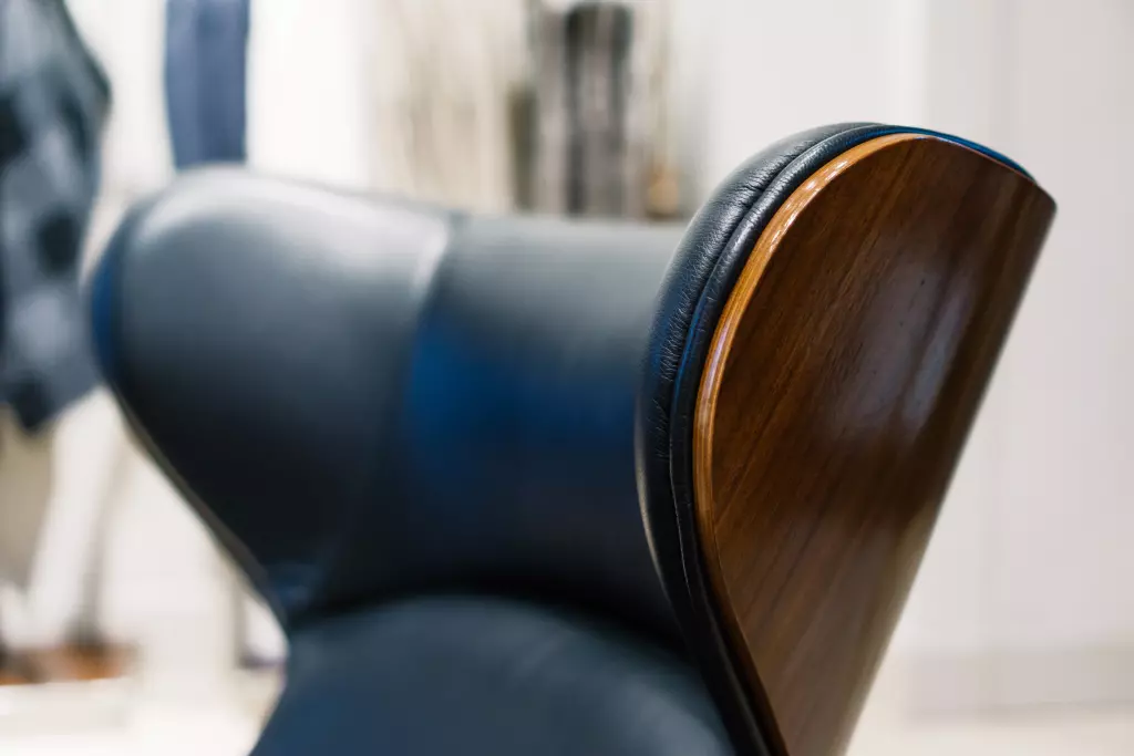 Close Up Leather Armchair 1