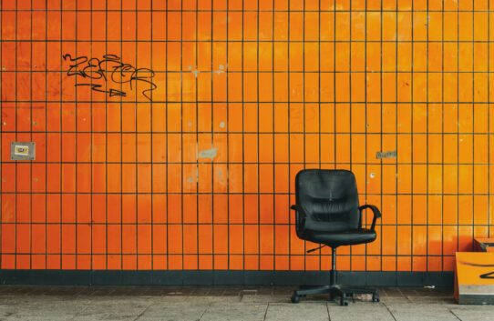 affordable chair, cheap chair