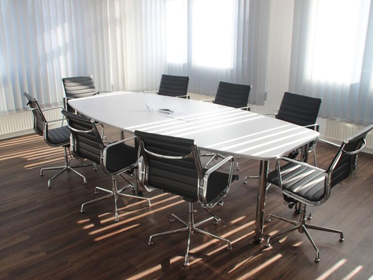 pexels pixabay 416320 - comfortable office chair, work, productivity, best support