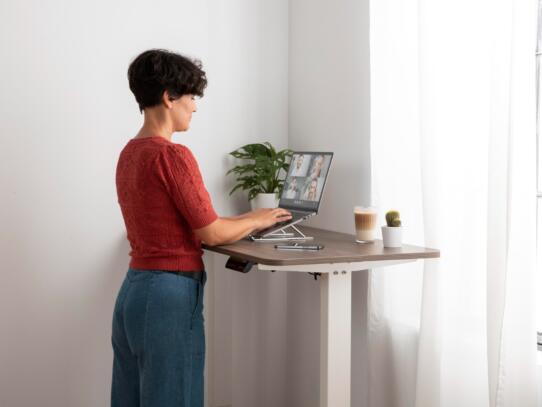 ideal standing desk height