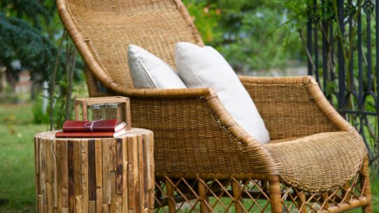 Best Time to Buy Outdoor Furniture