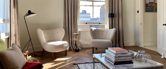 andTradition Little Petra Lounge Chair Design by Viggo Boesen 25