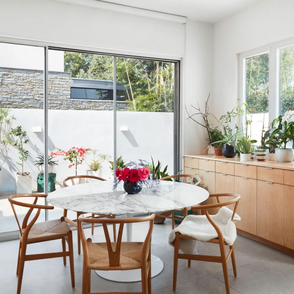 Saarinen Tulip Dining Table Replica - A Comprehensive Review