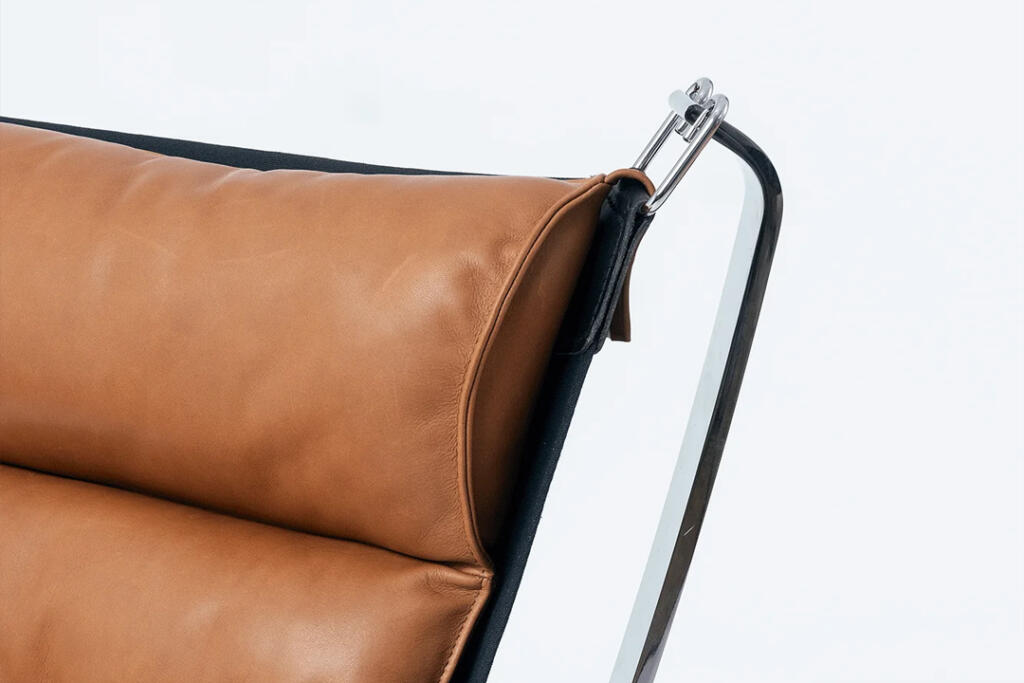 Falcon Chair with Ottoman Detail 2 | Sohnne® Falcon Chair with Ottoman Detail 2