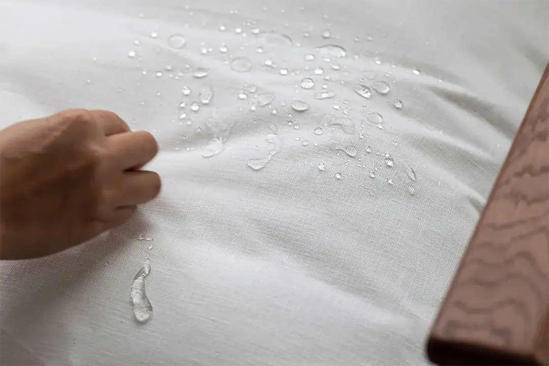 Detail Vail Lounge Chair Replica 4