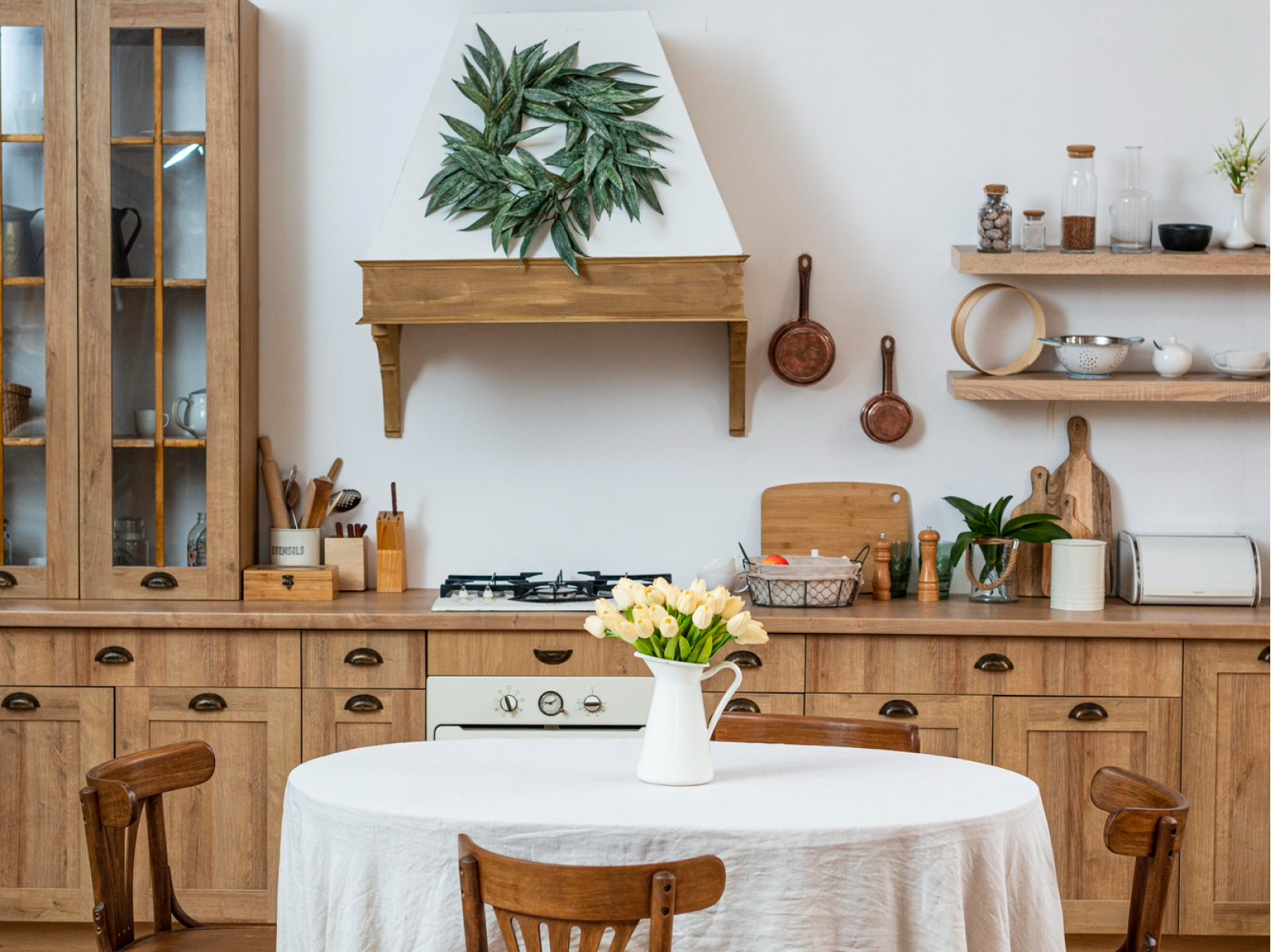 farmhouse kitchen decor