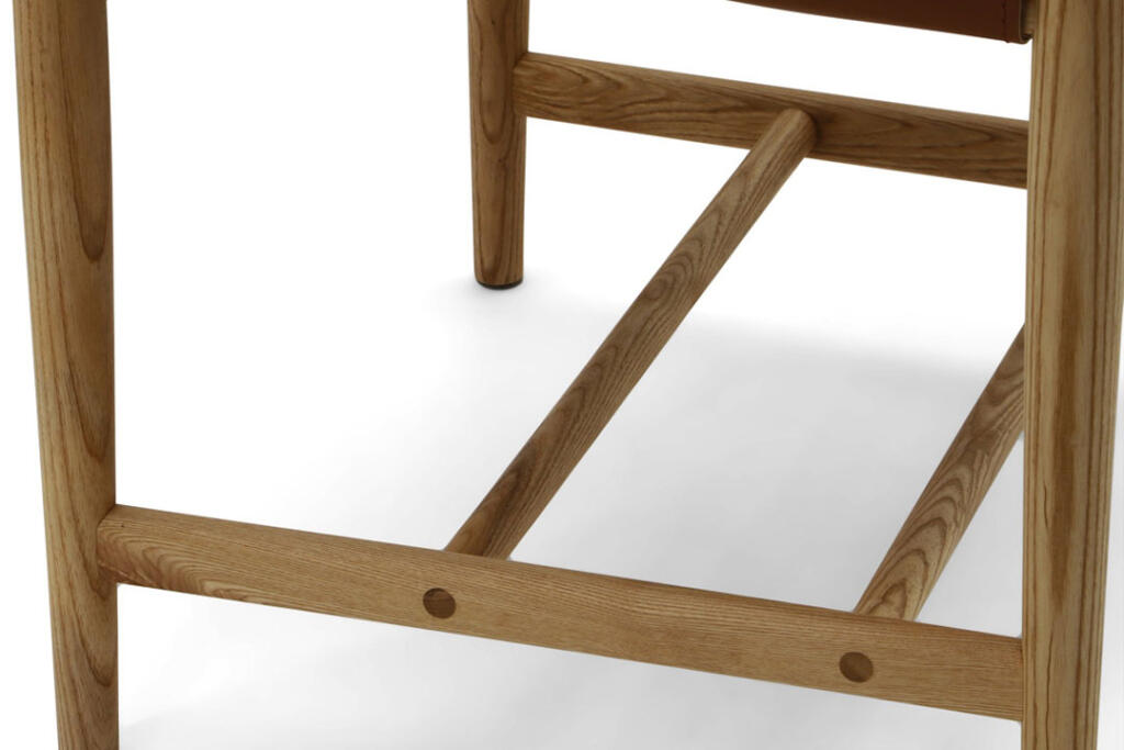 Borge Mogensen The Spanish Armchair Replica Details4