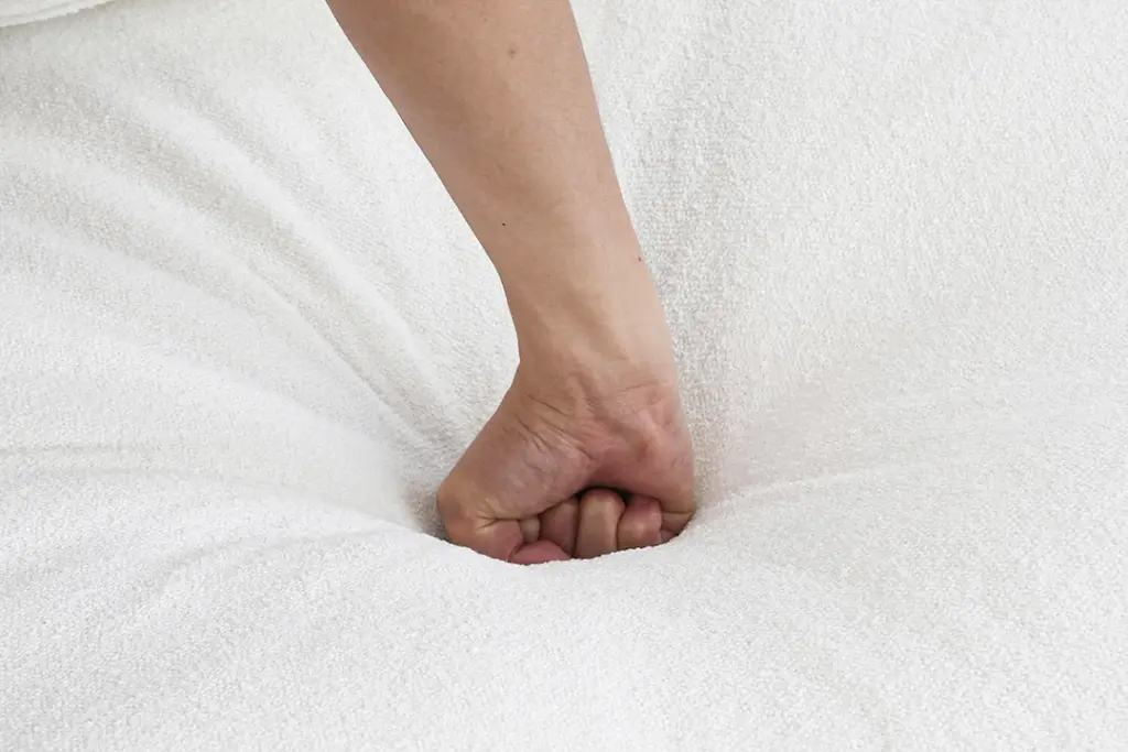 Cloud Sofa Features 3 | Sohnne® Cloud Sofa Features 3